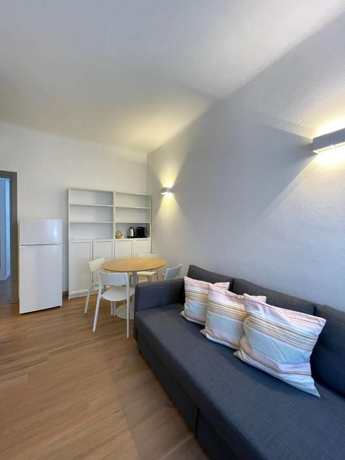 Easy Milano - Rooms And Apartments Navigli Exterior photo